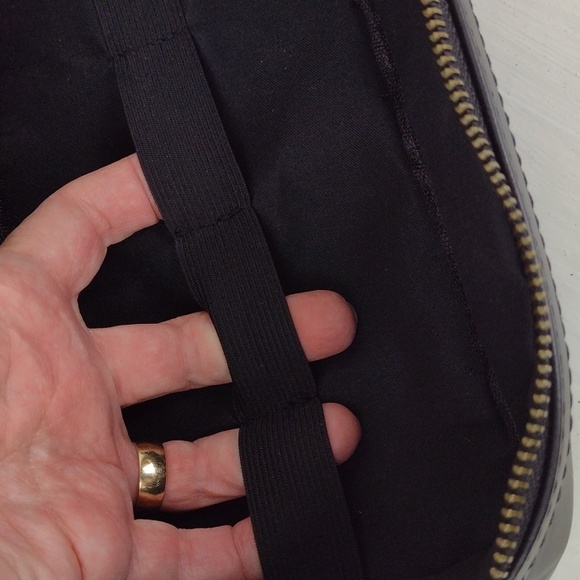 Swanky Badger Black Leather Like Men's Zip Around Sundries Shaving Travel Bag - Picture 10 of 13